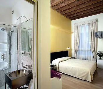 *** Hotel Albergo al Tiepolo Venecia Italia