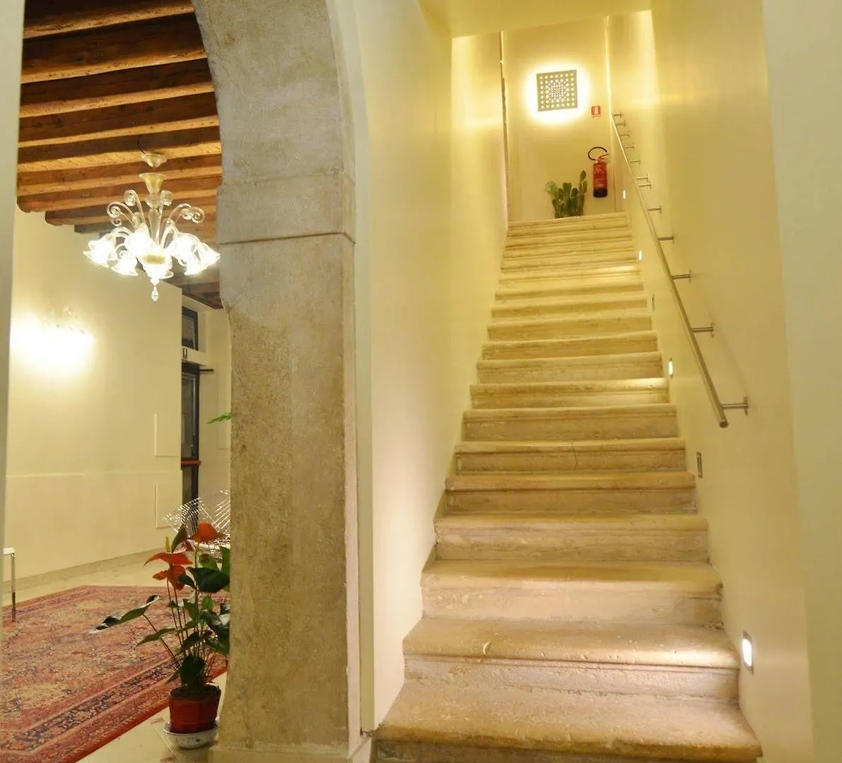 Albergo al Tiepolo Venecia 3*,  Italia