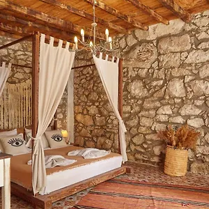 Morisi Avlu Otel