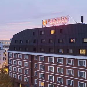 Ramada & By Wyndham North Otel