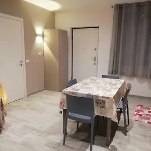 La Casa Di Beppe Lanzo dʼIntelvi