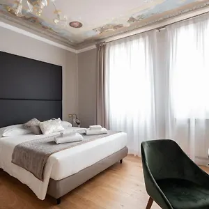 Herion ** Venecia
