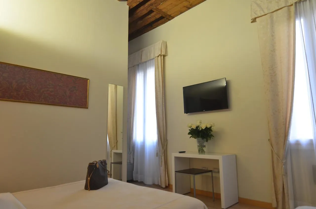 *** Hotel Albergo Al Tiepolo Venice Italy